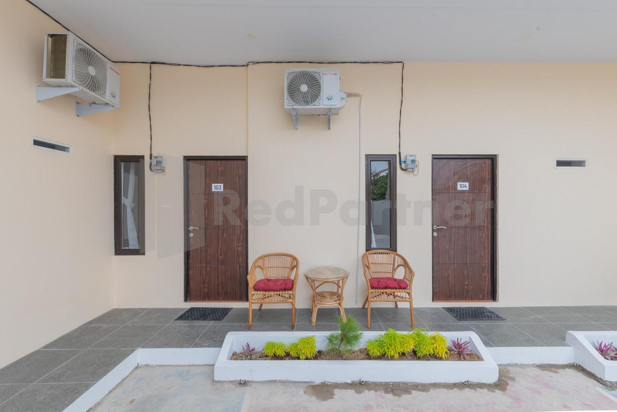 Rumah Panda Guesthouse Redpartner Tangkil  Eksteriør billede